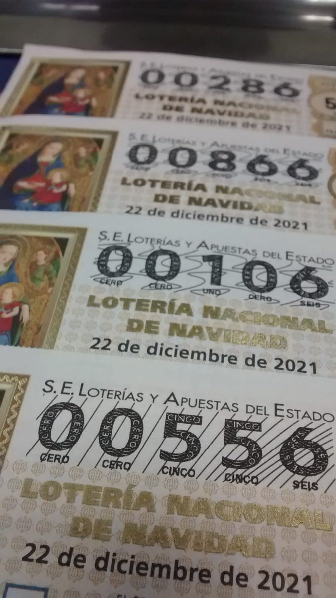 AFABADEOURO's tweet photo. A nosa meiga particular
veunos onte visitar,
e co seu doce sorriso
deixounos este aviso:

"Este año veréis como el gordo termina en seis" 🪄🔮

982 12 12 78
638 18 94 72

Ven comprar o teu décimo ou encárgao por teléfono / whatsapp https://t.co/Xfs1GO8ddf