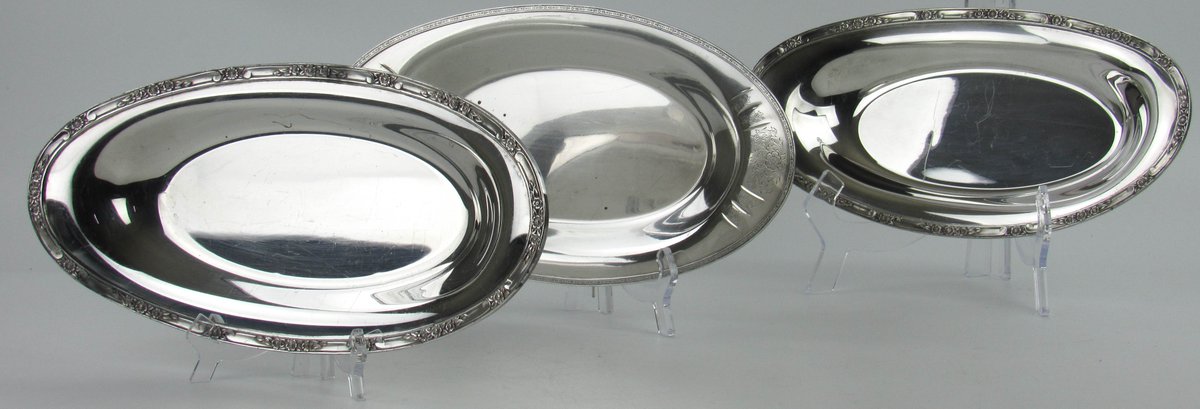highestdeals's tweet photo. Vintage Silverplate International Silver Co Oval Tray Set Of 3

Please follow the link:  https://t.co/TWRa9eRfB1

#vintage #silver #silverplate #SilverCo #vintagestyle #oval #tray #decor #eBay #ebayfinds #dishes https://t.co/4ripVHjhUM
