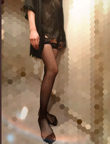 xiaXxue's tweet photo. 玩SM的有没有呢，找个长期听话的狗奴服从于我e希望（狗奴）能接受调教....拒绝口嗨，要求多的丶闲扯的不要。24岁以下不要来打扰，带上个人简历
@xiaXxue真心想被调教主页私信@xiaXxue
转发随机抽3位幸运小可爱送原味内裤） https://t.co/seGHusVSna