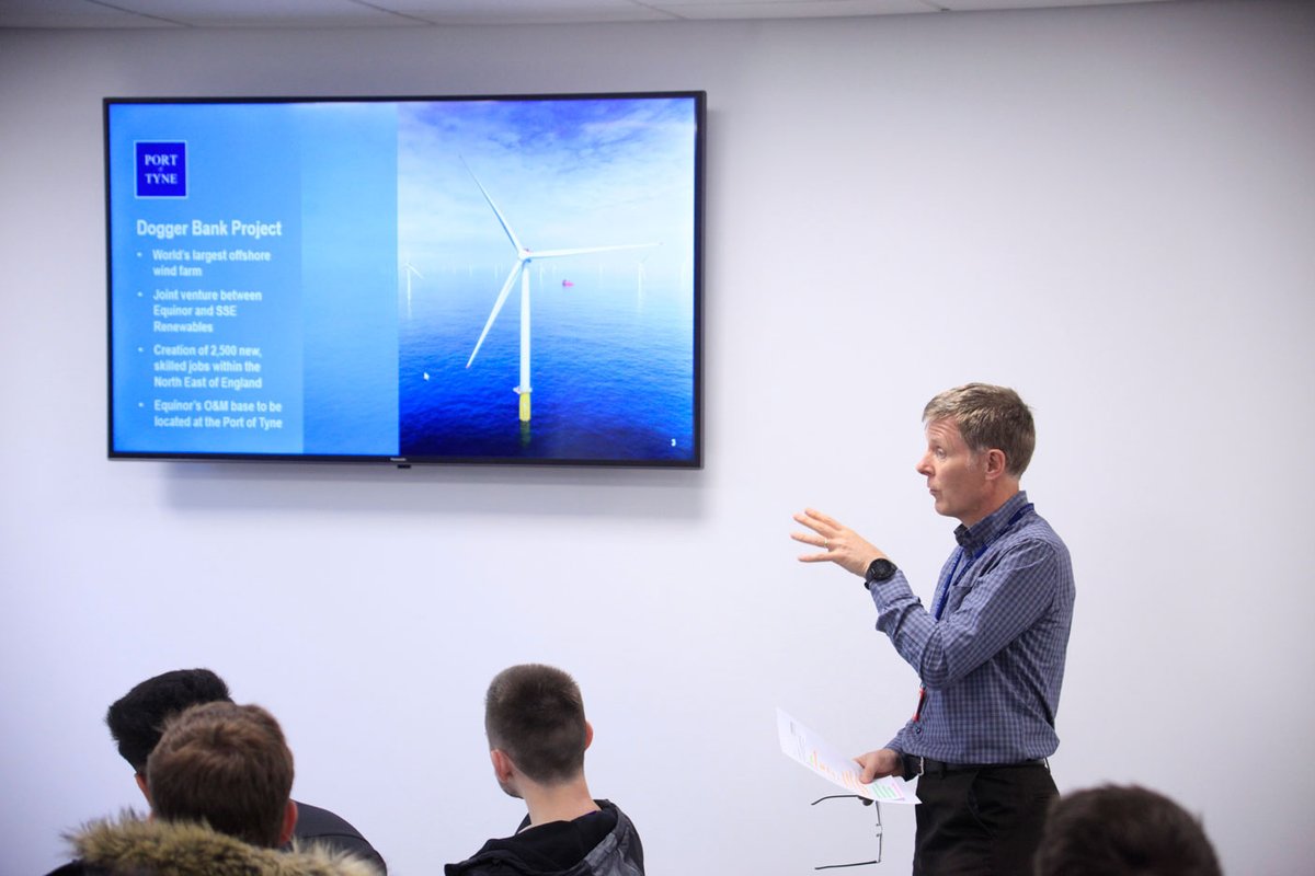 NUCivilEng's tweet photo. excellent #sitevisit to Port of Tyne a few weeks ago for our #CivilEng students - base for the worlds largest offshore wind farm - Dogger Bank (https://t.co/vPCcW0ShYS). Thanks to @SouthbayCivEng for facilitating &amp; @somecdifferent for the great photos. https://t.co/4g7kdpHoBT