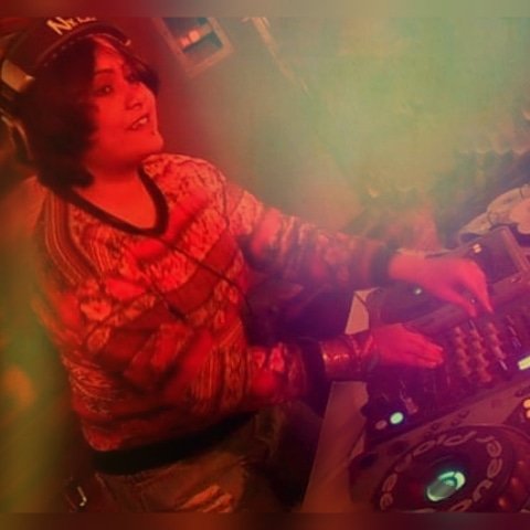 dj_bluhi's tweet photo. #india #twitter #djs #djing #partytime #cdj800 #pioneer #soundlight #music #nightlife #partyppl #musicalgenre #show #songs #hollywoodsongs #bollywoodsongs #eventplanner #eventorganizer https://t.co/bMAU6k55EQ