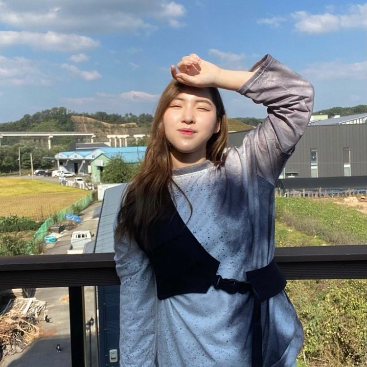 rumbleG_Union's tweet photo. |📸[#INSTAGRAM] 2021.11.16
╰►RumbleG #럼블지 Instagram acc update
—————
❥TRAD: ➛Rumble-G Sky🌈 
I missing you Wings💕
—————
#RumbleG #Didi #GaYun #IAn #BaRum #rumblegunion #winnerzone #Winnerzoneentertaintent #럼블지 #럼블G #kpop https://t.co/ee2vNrMtHa