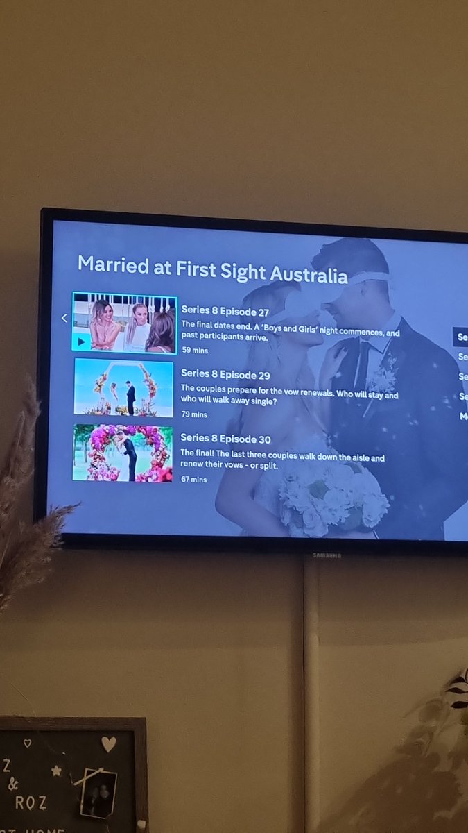 Lbad90's tweet photo. @4Viewers why is episode 28 of mafs missing?! I need this dramz in my life 😪 https://t.co/vcR1ru4sxr