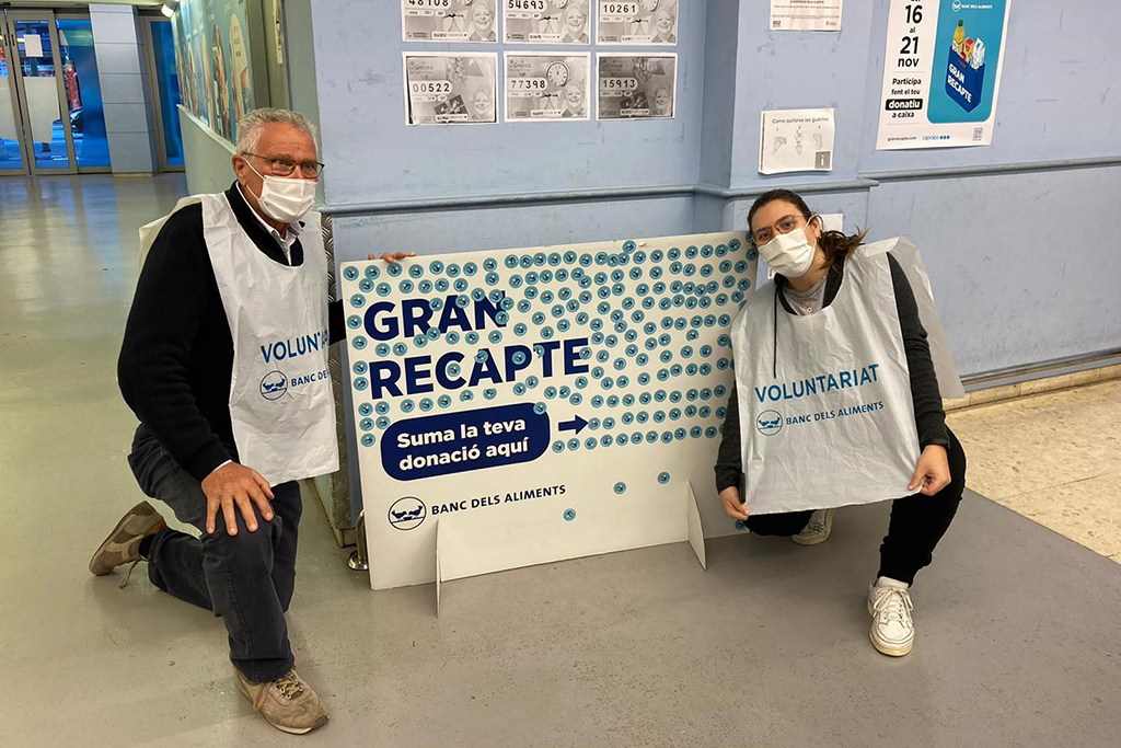 ajmontornes's tweet photo. 🛒 El @BancAlimentsBcn, Càritas de #Montornès i l’associació @VOLUMONT fan una crida a aquelles persones que vulguin informar la ciutadania sobre el @GranRecapte i convidar-la a participar-hi entre el 19 i el 20 de novembre.

➕ℹ️👉 https://t.co/fhSP4ZlMw9 https://t.co/jCunDDzgnK