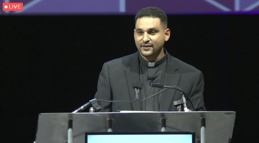 MageeWomens's tweet photo. "With the #COVID vaccine, public health has transformed from the primary responsibility of clinicians to the responsibility of grandmothers, aunts, mothers and to community members" - Father Paul Abernathy. #MageeSummit https://t.co/4bCCH3Peo2