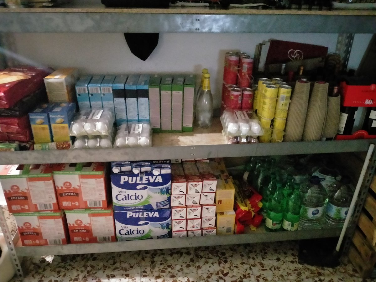 ElenaDC13's tweet photo. Cuando mi marido se entera del apagón y se le va la olla! Lo del desabastecimiento de gas etc... Este #GobiernoCriminalCorruptoyMentiroso me tiene frita! Agote puro! https://t.co/GQJt683mLQ