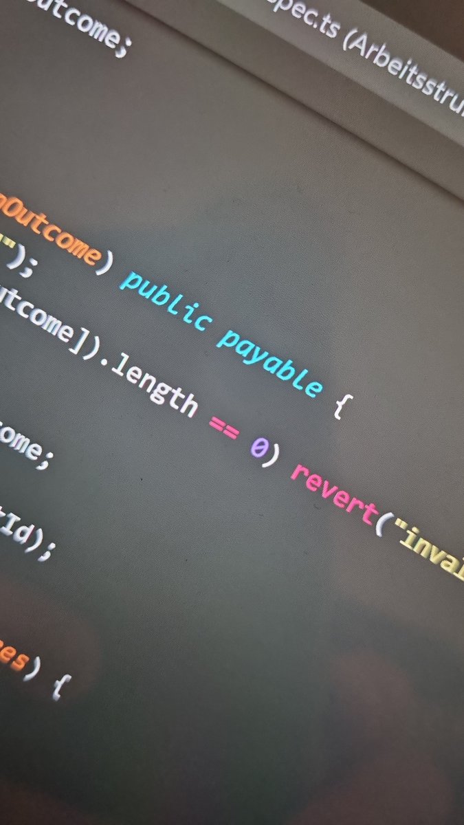 #Solidity #blockchaingame #etherum ganz wie nochmal programmieren lernen..