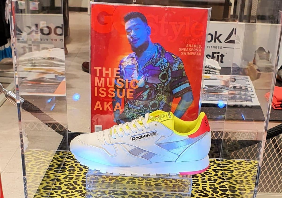 Explícitamente consumo acantilado The Chronicles of AKA on Twitter: "In 2019, South African rapper AKA's  limited-edition collaboration with @Reebok sold out online in a mere 10  minutes. 🔥🔥🐐 https://t.co/9WPuwUZM4c" / Twitter