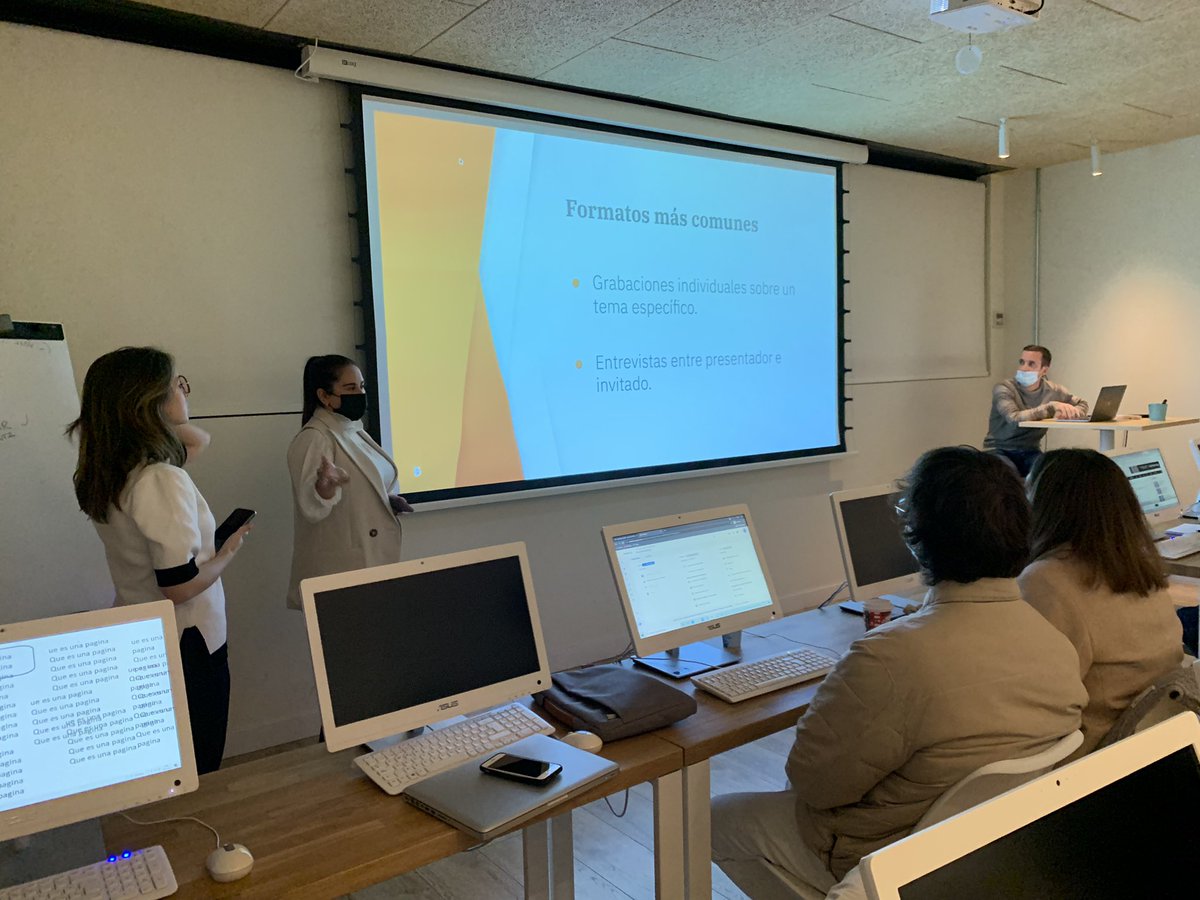 marketing_flow_'s tweet photo. 🔊 Hoy en @aulaCM nuestras compañeras Monica y Laura nos cuentan tods los detalles sobre @ivoox, el kiosko perfecto para escuchar #radios y #podcast. 🎶 #Reproduce, #descarga y #comparte audios de todo tipo‼️

@Flip_a_gency #equipo219 https://t.co/o0dnbTkH3A