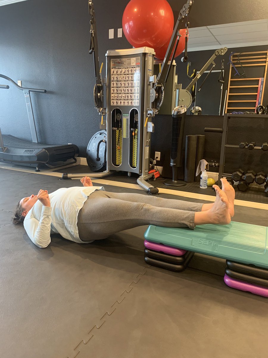 SAFunctionalFit's tweet image. “The less movement there is, the harder the exercise.” -say most of our clients 😇#functionalpatterns