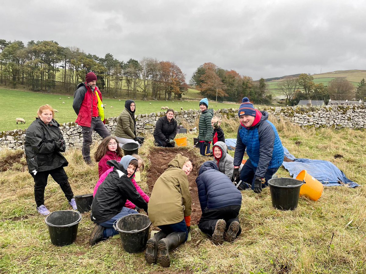 SocialBhs's tweet photo. @ArchScot @DYWBHS @DYWBorders @EdinArch @EdinburghUni The students and staff couldn't wait to tell us all about what they did when they came back!  Thank you so much for having us all! https://t.co/mWlzjkLczD