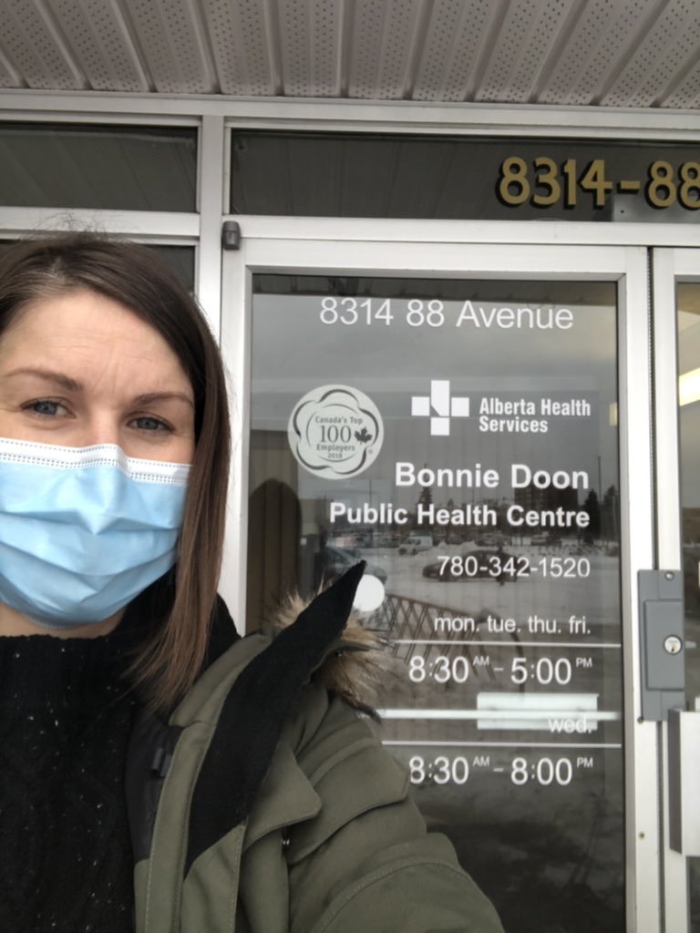 Flu shot ☑️ 
dTAP  ☑️ 
COVID booster ☑️

Ok fetus, get ready for your antibodies!