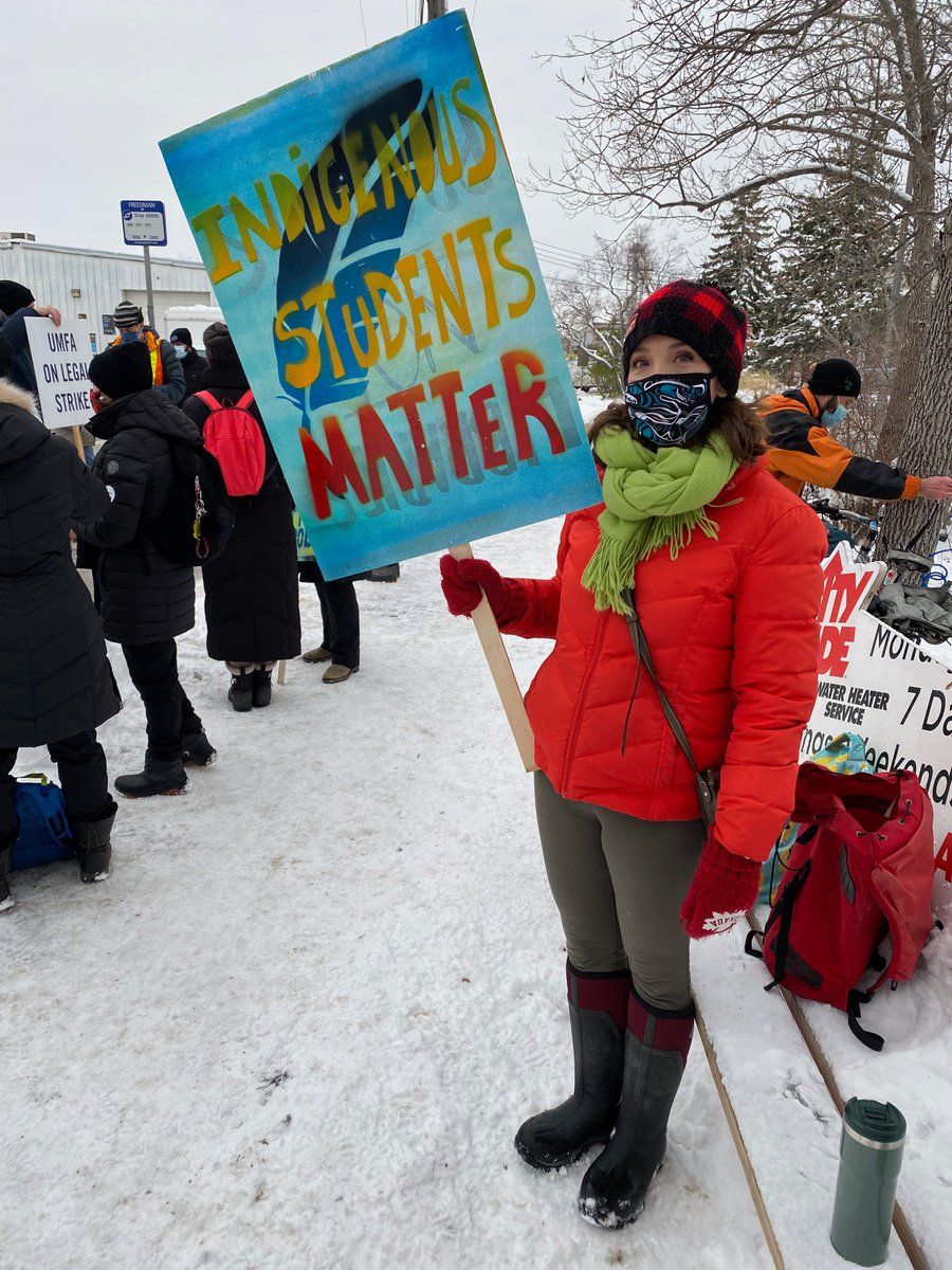 Emily McKinnon (@birdbiologist) on Twitter photo I'm on strike for my students- the future leaders of Manitoba deserve the best education possible. That starts with investing in great teachers and researchers <a href="/umanitoba/">University of Manitoba</a>!
#umfa2021 #umfastrike I'm on strike for my students- the future leaders of Manitoba deserve the best education possible. That starts with investing in great teachers and researchers <a href="/umanitoba/">University of Manitoba</a>!
#umfa2021 #umfastrike