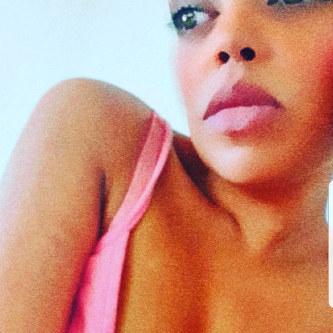 DivaDestiny84's tweet photo. The mind is a powerful force.. It can enslave us or empower us, It can plunge into the depths of misery or take us to the heights of ecstasy.. Learn to use the power wisely 🙏🏽
#themind #powerofthemind #empowerment #thoughts #stayfocused #stayincontrol #mindcontrol #thinkpositive https://t.co/0fLt4nbthk