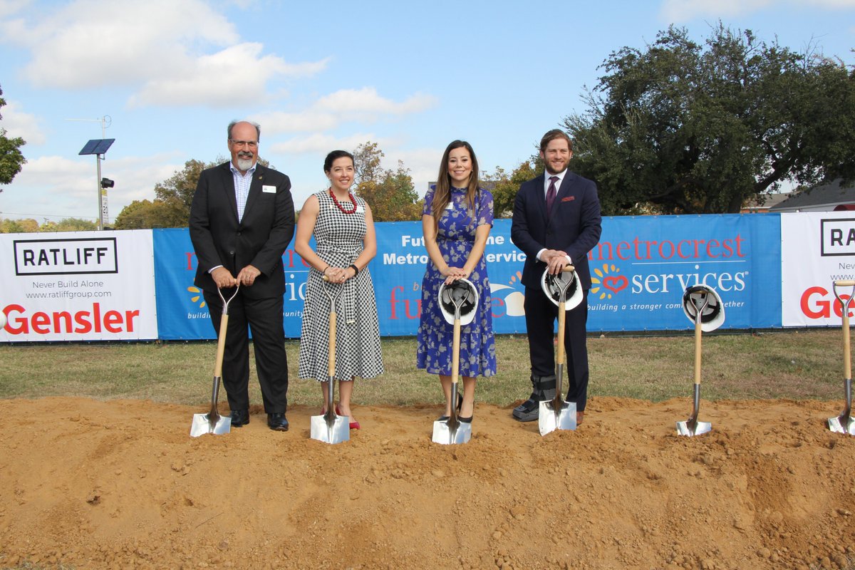 MetrocrestHelps's tweet photo. ❤We are filled with joy as we officially broke ground at our new home! Thank you to those who joined us this morning to celebrate along our side. We invite you to join us on our journey to #BuildingOurFuture together, please visit https://t.co/da8uKlrEtf for ways to get involved https://t.co/UlTR7uZroO