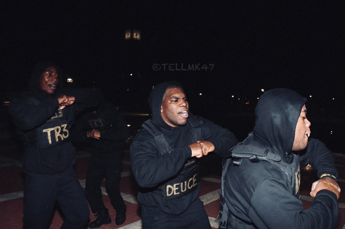 Mk47capo's tweet photo. So Icy Gang, make the girls say, "Brr" ❄️🦍 #444 #PHlyAlphas #LL907 #1906
LL⚡️907
Book me for any of your future events 📆 https://t.co/uPyLFc6Oa0