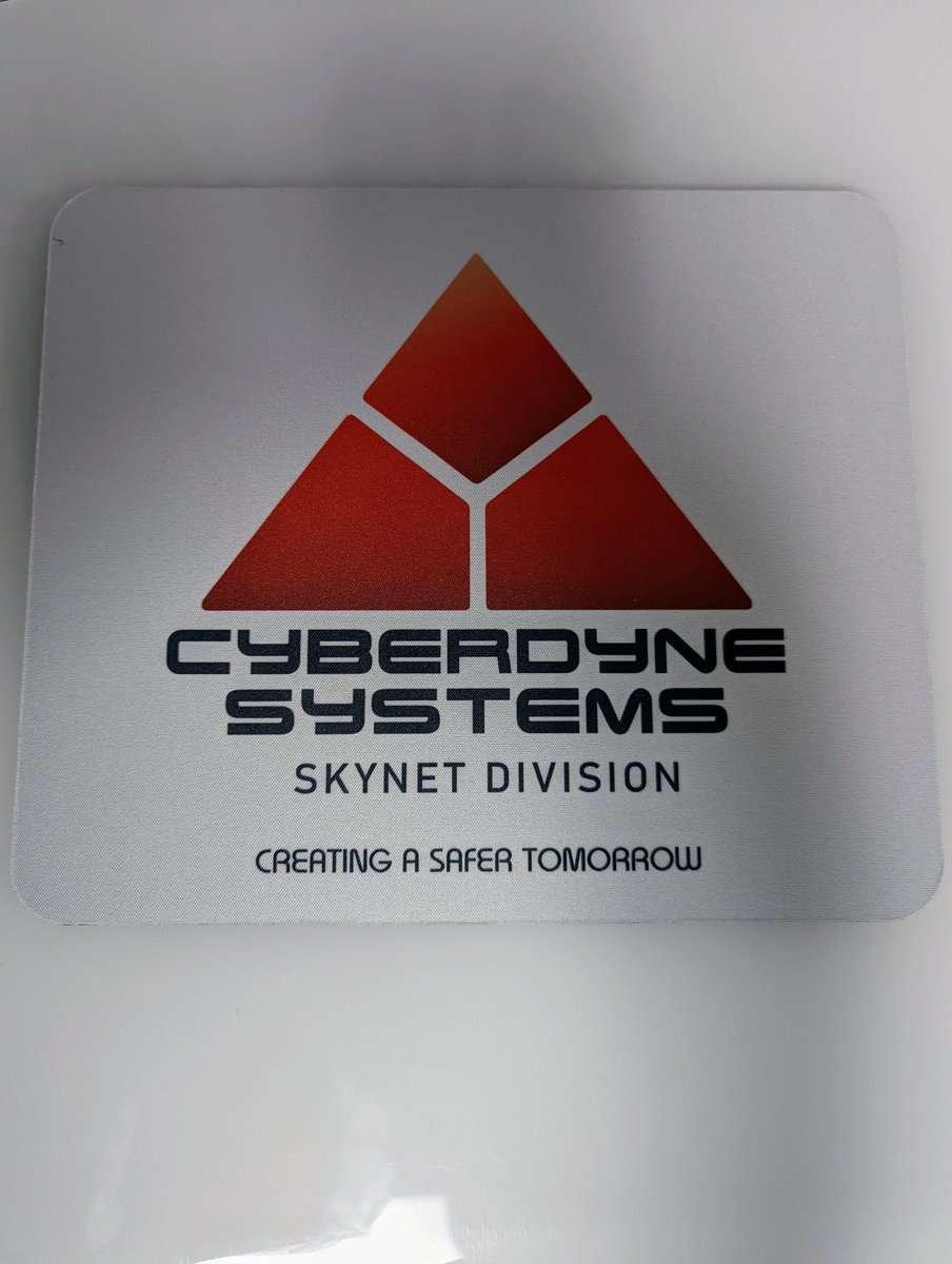 DBBSpine's tweet photo. Our reps got this mousepad for the spine robot. If this makes sense to you, then you were most likely born before 1986 and thus are familiar with one of the best (or perhaps the best) action movies of all time.
#spinerobotics #Terminator https://t.co/IMdlOLvZFD