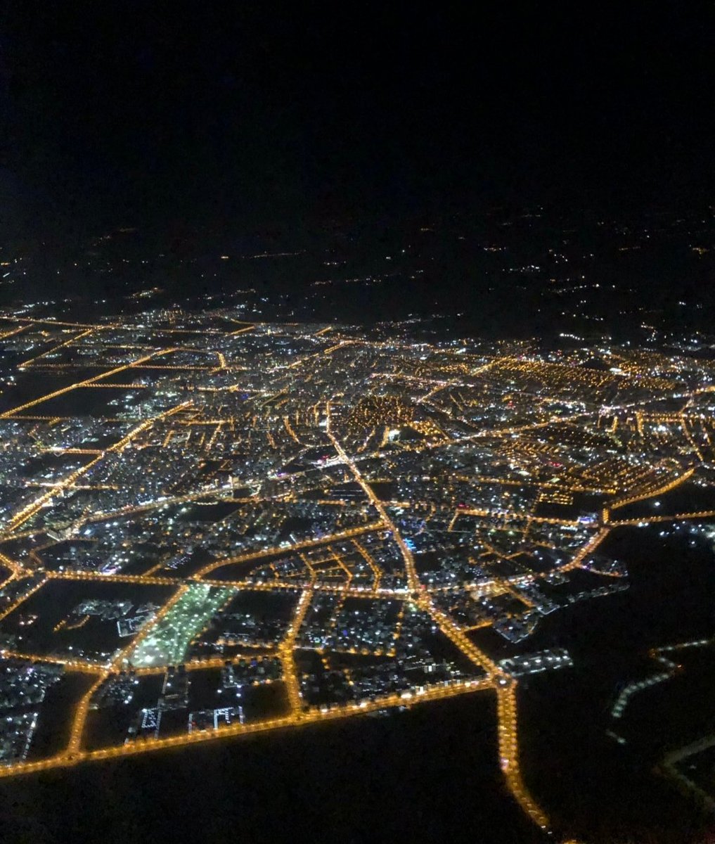 diyaribekrliler's tweet photo. #Diyarbakır gece gökyüzünden bir başka güzel… ✈️ https://t.co/Dlmc5aonDK