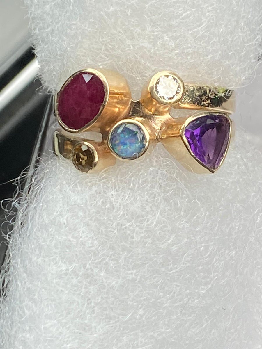 I don’t usually endorse anything, but I am making an exception for my wife Linda. She makes jewellery for all occasions and budgets. Find her shop on Etsy - Lindaurum. She also shows her work on Twitter <a href="/lindaurum/">Lindaurum</a>