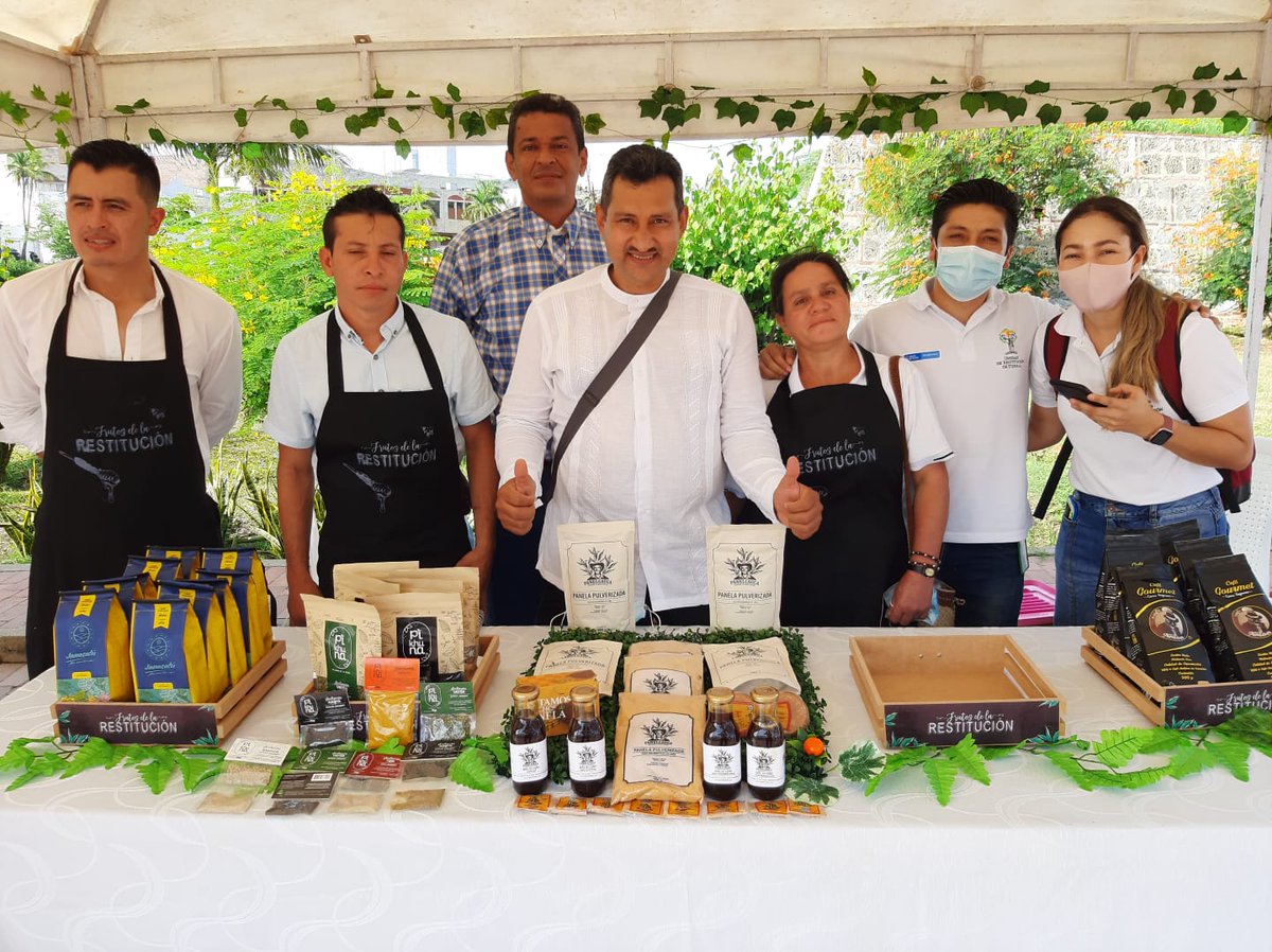 TransformaCauca's tweet photo. Agropanela del Cauca S.A.S, se dedica a la producción, transformación y comercialización de panela en distintas presentaciones. Esta empresa hace parte de #TransformandoCauca🌿, ejecutado por Acopi Cauca, y ha sido invitada a destacados eventos nacionales: https://t.co/zIQ724d7tH https://t.co/xzCUZW8mDz
