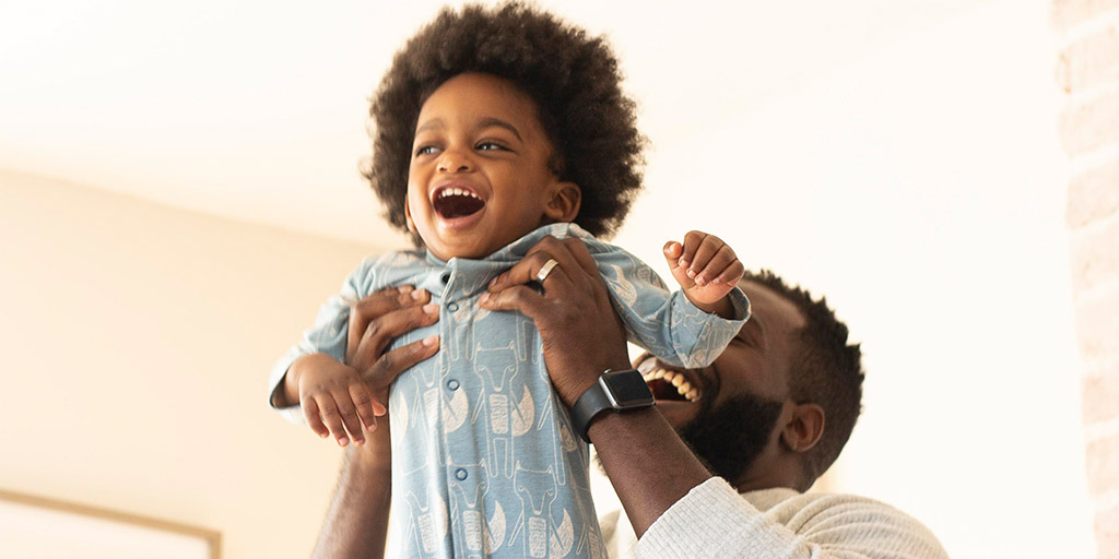 UKNewsGroup's tweet photo. Husband and wife duo create the first-ever sleepsuit with a sewn-in vest combo, a hit amongst parents…
Read more about it here -> https://t.co/2j9rqnJ0QN
-> @thisisgoho @BizHour
-> #Business #Lifestyle #Baby #Sleepsuit #Fashion #BizHour #EastEngland https://t.co/aKNgrC0i5C