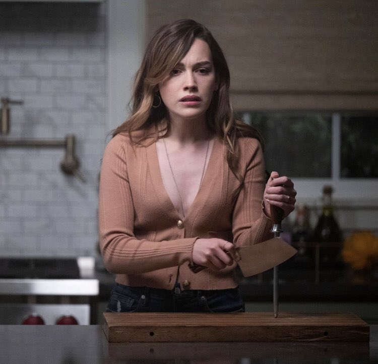 yourfavisbi's tweet photo. love quinn from you is bisexual! https://t.co/WjMnBkuOZH