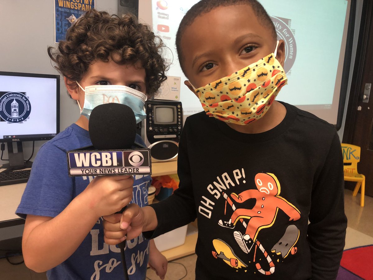 spimpojr's tweet photo. Shoutout to Don and DJ for giving me a hand and showing me what they are learning in class! https://t.co/TbNWGwbgt6