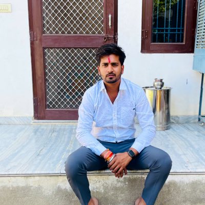 khowal_saab's tweet photo. #NewProfilePic https://t.co/Imd3U6usEe