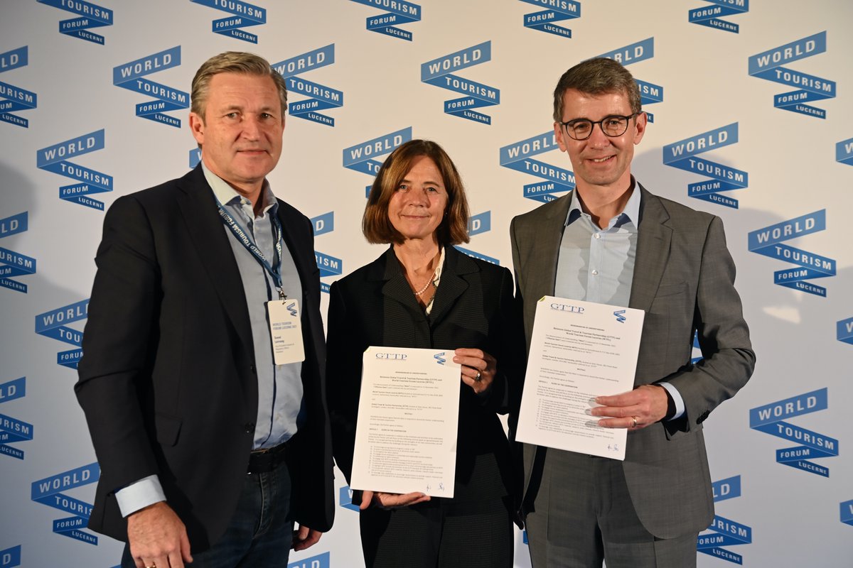 🔴✈️Excellent news! A few minutes ago, @wtflucerne  and <a href="/GlobalTourismEd/">GTTP</a> signed an agreement to enhance cooperation in fostering young talents in the tourism and travel sector.

We cannot wait for the outcomes of this collaboration.

→festival2021.wtflucerne.org

#movingforward