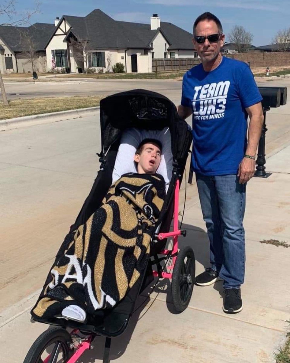 TeamLukeHFM's tweet photo. #TuesdayWithTim
Another vulnerable insight into our friend Tim Siegel’s heart.
Yesterday, Tim shared his reflections on giving away Luke’s stroller.
Letting go…for someone.
💚💚💚
#LukesLegacy
#FightLikeLuke
Help others by donating here: https://t.co/pdR3SygqIy https://t.co/aCWrn8EOkR