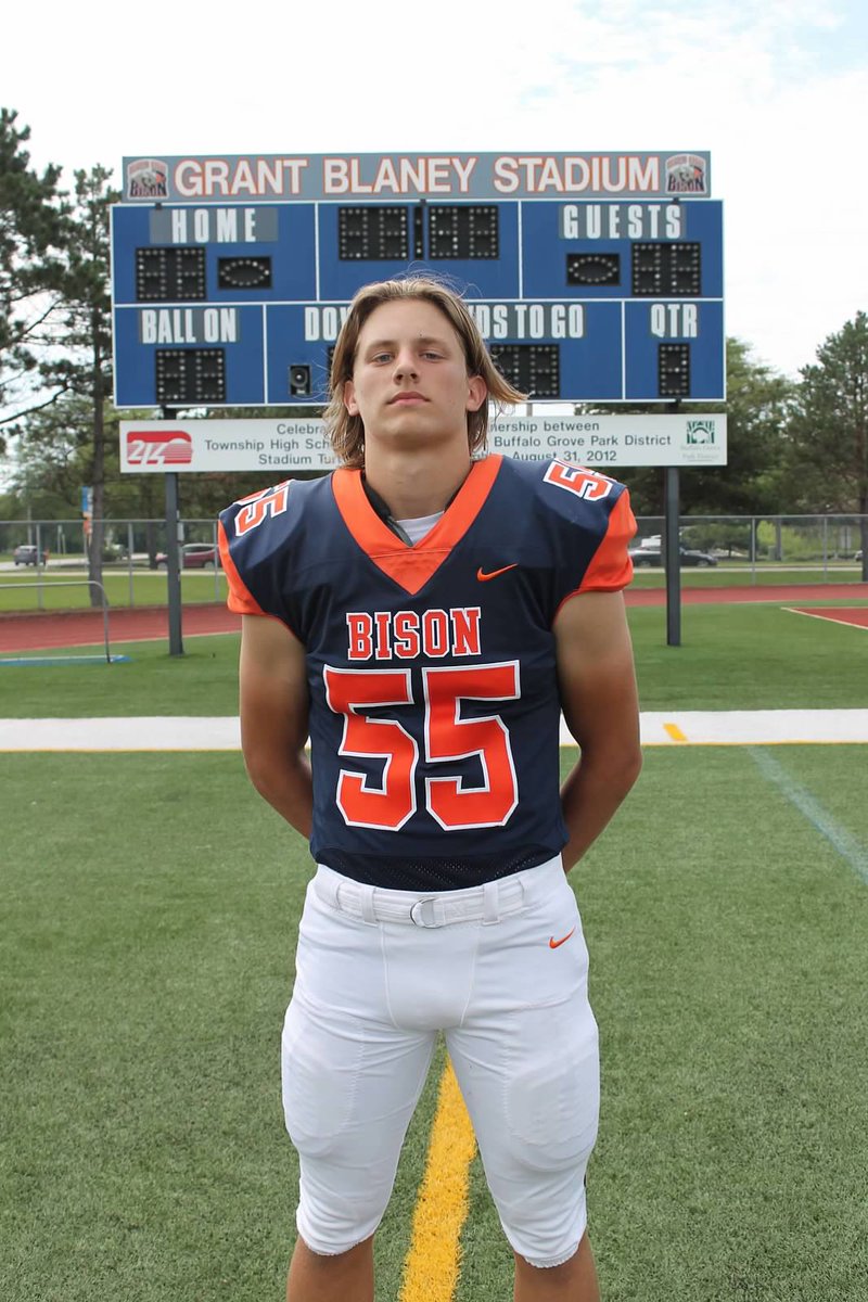 BGHITMEN's tweet photo. Congrats to @ttandersonn for being selected to the @IHSFCA1 All-State team for 2021. I cannot wait to see what this young man does at the next level! @dhpreps @EDGYTIM @ChiTribPreps #212together #thisistheway #proudcoach https://t.co/0MgffM8lNL