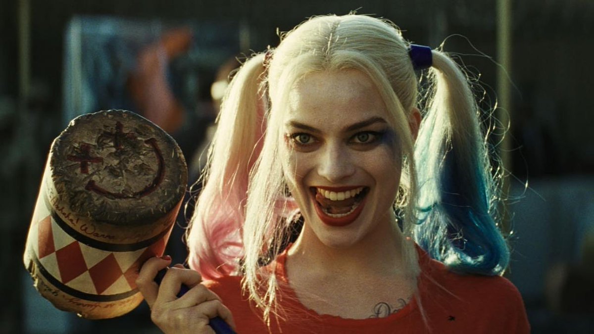 ChronikFiction's tweet photo. Celle qui incarne le mieux la folie ? 

❤️ Harley Quinn
🔄 Jinx

#Arcane #SuicideSquad https://t.co/HChpyCWTHV