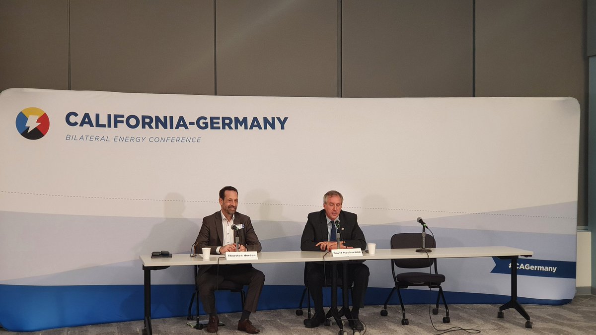FalkBoemeke's tweet photo. It's taken off: The 5th California-Germany Bilateral Conference with DG Herdan of @BMWi_Bund and Chair Hochschild of @CalEnergy on #hydrogen and #offshorewind. Glad to join the panel on #hydrogen in a minute. We need renewable electrons and molecules! #EnergyTransition https://t.co/JPfksLZ1Rn