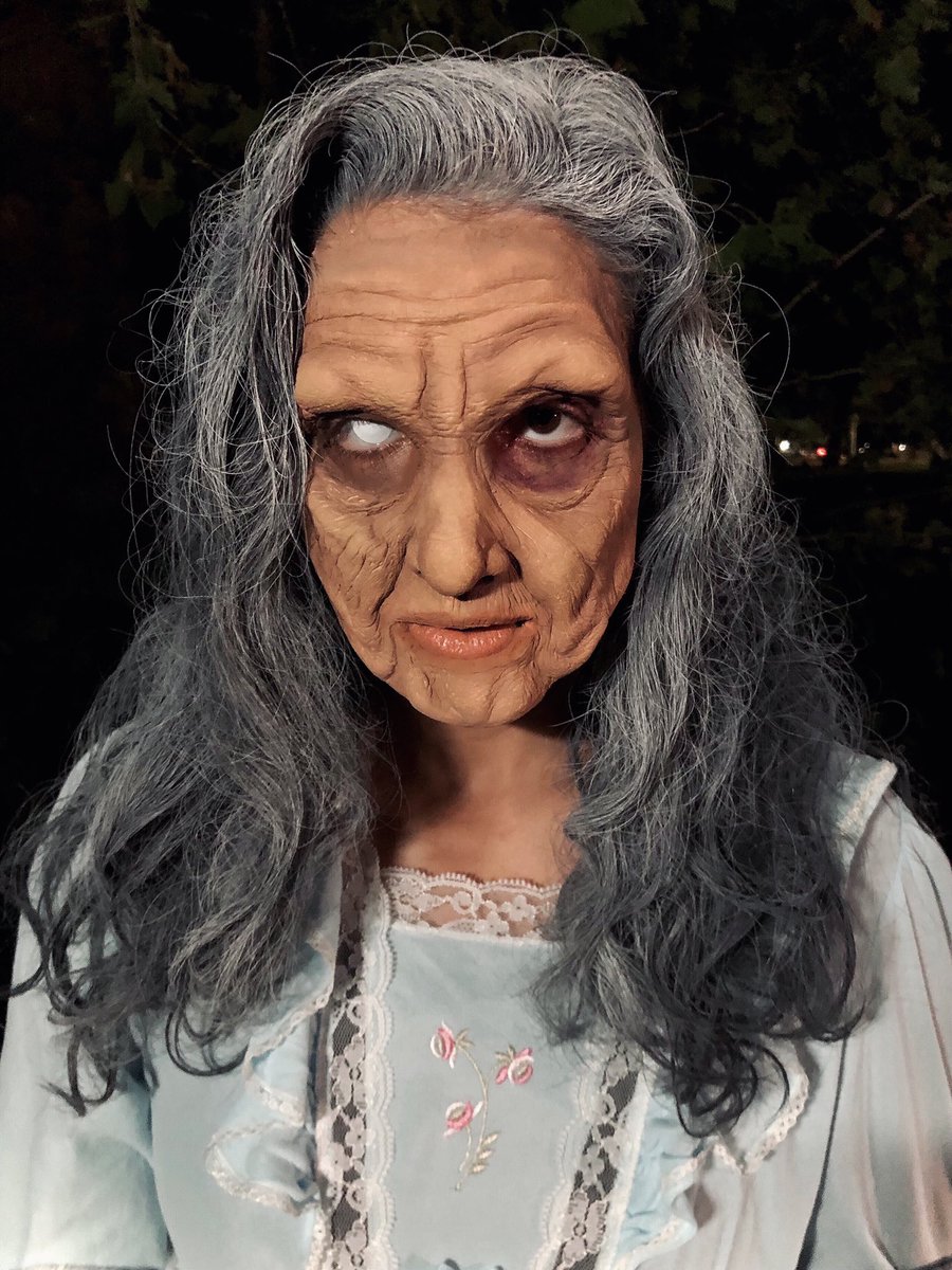 BallouMyretta's tweet photo. Super fun transformation from gorgeous to gore gam-gam👹😯 For “Abuela” Short Film. 🖤 https://t.co/da2IVeOOBZ @rimbasma  @BuddyFXnet https://t.co/5yoLnXHJOe