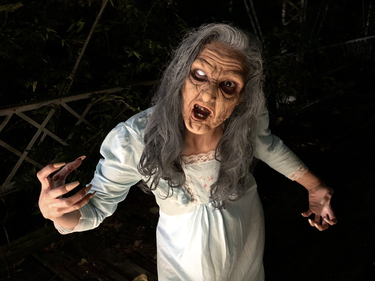 BallouMyretta's tweet photo. Super fun transformation from gorgeous to gore gam-gam👹😯 For “Abuela” Short Film. 🖤 https://t.co/da2IVeOOBZ @rimbasma  @BuddyFXnet https://t.co/5yoLnXHJOe
