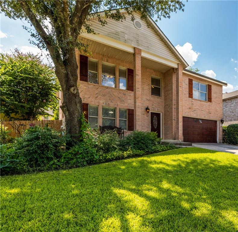 REMAXSkyline's tweet photo. So much house for such a great price! 

Reach out to Tom to get more information on this beautiful property!
Tom Richardson
(512) 659-4801
tompat@austintxhomes.com https://t.co/JLU3Fch6Fu