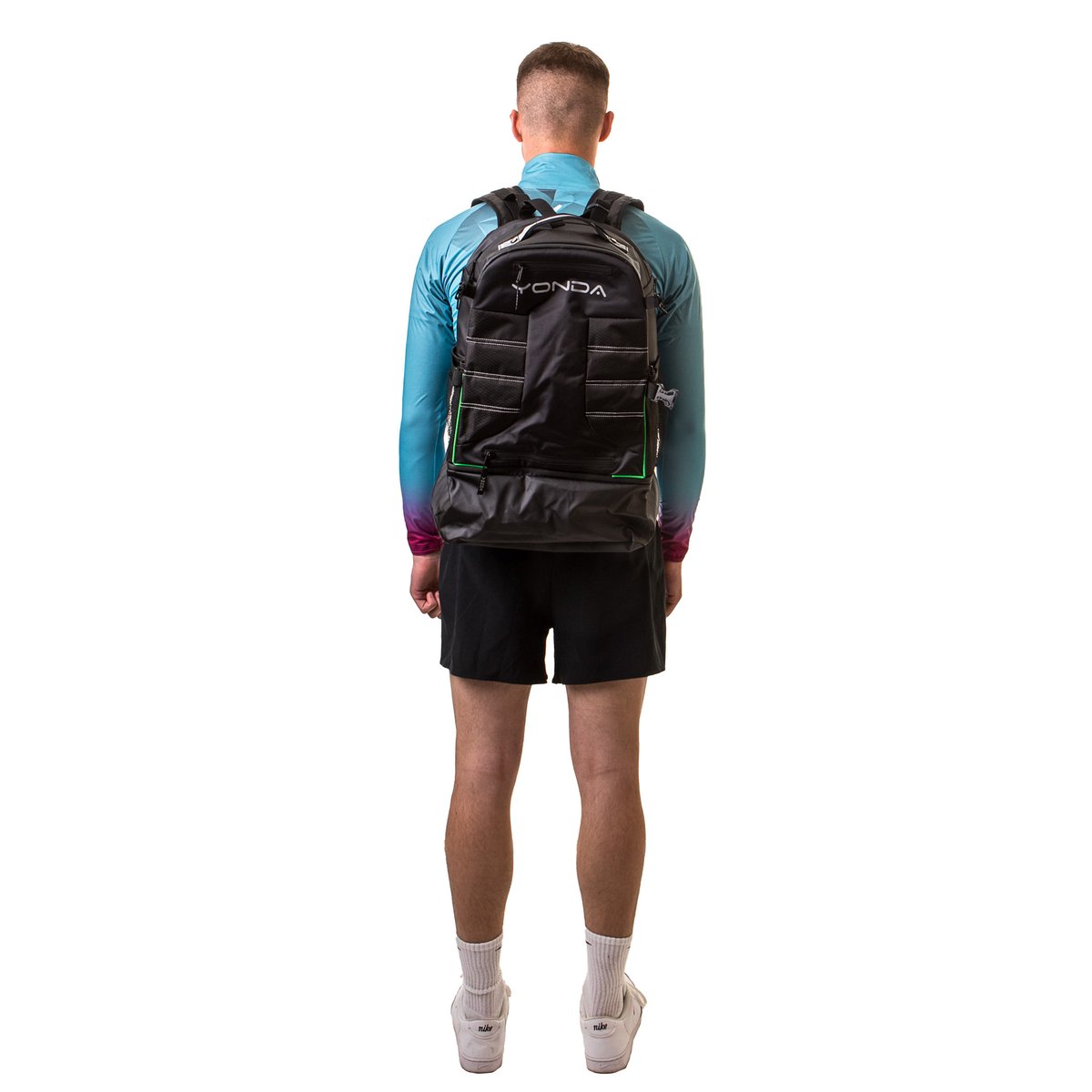 yondasports's tweet photo. Looking for gift ideas for the #triathlete in your life?
The @yondasports T-bag has space for everything an athlete needs. Whether it's a race or training day, at the pool or the track, this bag can handle it.
Shop now - https://t.co/twhN2qiDLi
#YondaSports #SwimBikeRun #TBag https://t.co/kiFXBpxmNr