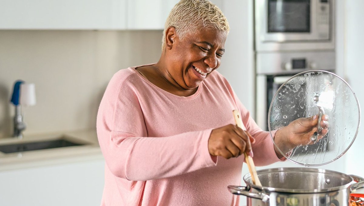 CDC_NCEZID's tweet image. #DYK? Raw #chitlins can contain the harmful germ Yersinia. Young children are the most likely to get sick. Protect your family—wash your hands, kitchen utensils, and cooking area thoroughly after making this traditional Southern food. Learn more: go.usa.gov/xMM6e