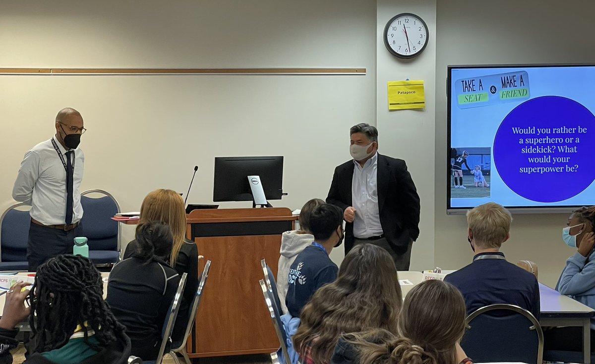 mcpsAD's tweet photo. .@darylhowardphd &amp; Mr. Hernandez from @mcpsequityteam lead a powerful session w/ our Student-Athlete Leadership Council! We appreciate the support &amp; partnership of @MCPSAthletics &amp; the Equity Team, as we continue to promote Equity &amp; Access across our program! #WeRAISE #antiracism https://t.co/fXKfCW3znV