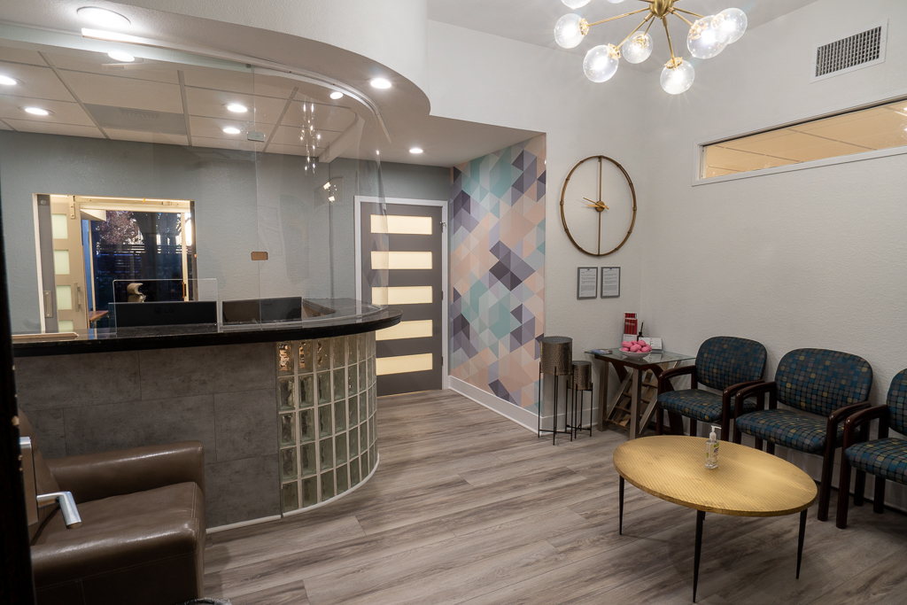 SilvaPsyD's tweet photo. Now Open!
We have moved into our new space in Hillcrest (4080 Centre St., Suite 104)! Here are some pictures of the new office:

https://t.co/Fb0D3c8y5l https://t.co/ZJqETJcxcC
