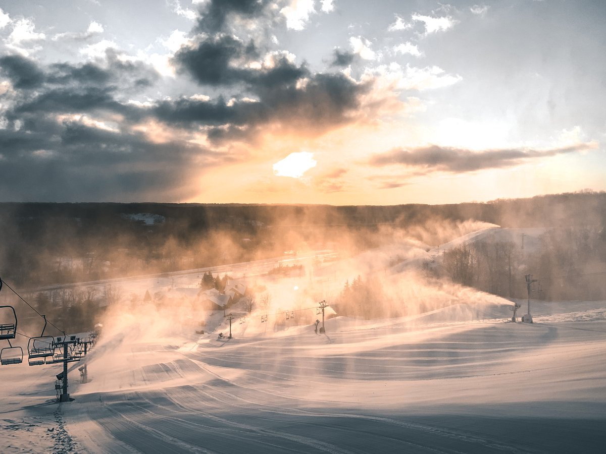 BMBW_AV Ski Resort tweet media