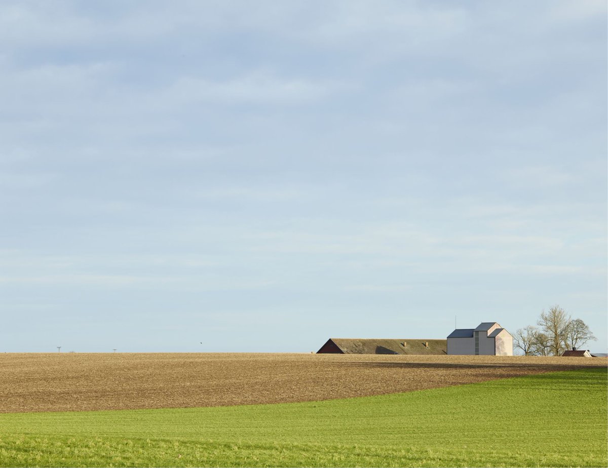 VerdovaAg's tweet photo. Thousands of miles away on Wall street, people are making decisions about farms they have never stepped foot on. Our goal is to give growers back the control and the profits from their data. #dataharvest #growersfirst https://t.co/zJyloqYF5k