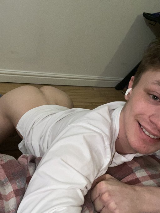1 pic. Anyone in the mood to fuck a chav? 

Scally faux needs a breeding ?

♻️retweet if you’re horny