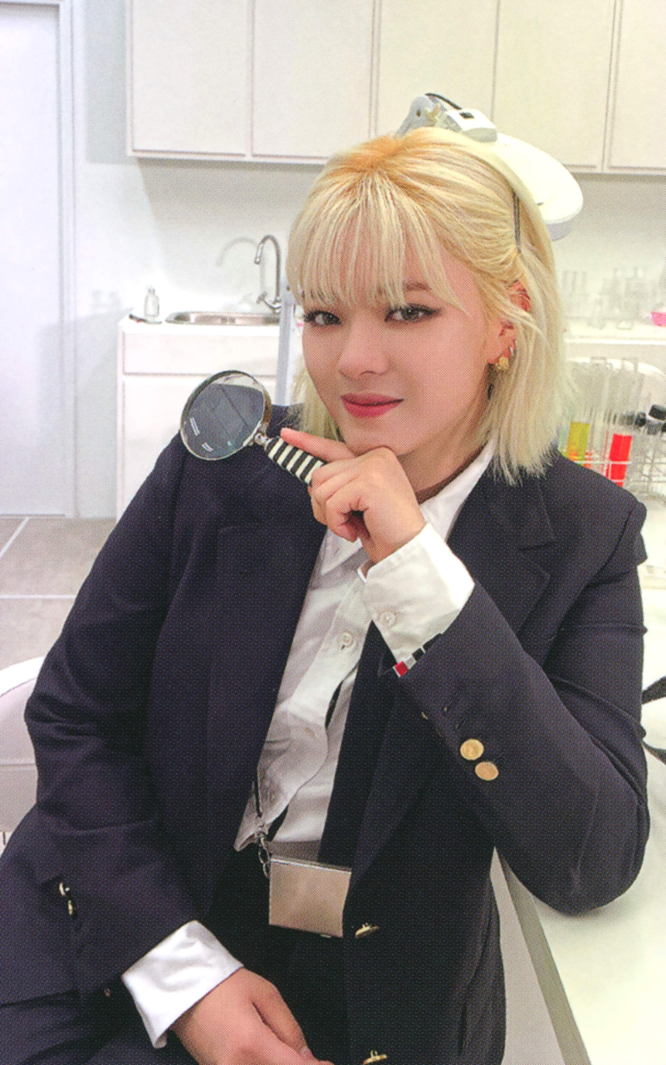 【専用】JEONGYEON (*´∀`)♪様 Jeongyeon 정연 💚 | 8th anniversary pose from TWICE