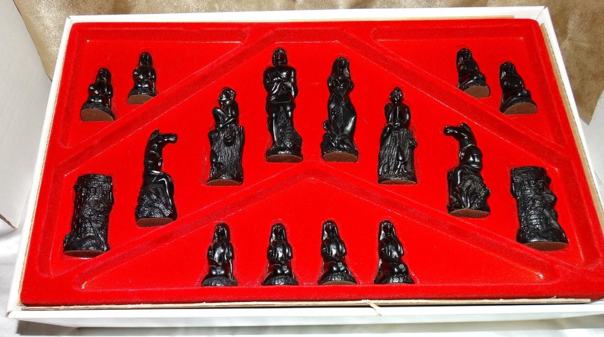 valuedrarities's tweet photo. Still available in my #etsystore is this #hardtofind #chessset: Midsummer Night’s Dream Chess Set SAC Studio Anne Carlton (no board)

#valuedrarities #chess #rare #chessbySAC #midsummernightsdream #Shakespeare #chesslover

.. https://t.co/6rkiUHSOxp https://t.co/xNos0Po05B