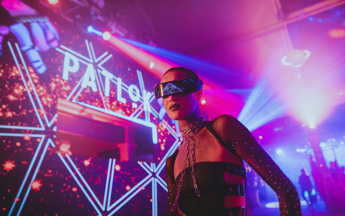ZeMariaMacedo's tweet photo. Burning man on Mars was a vibe 🔴 

Thanks to everyone who made it

WAGMI https://t.co/O1muUsvqtF