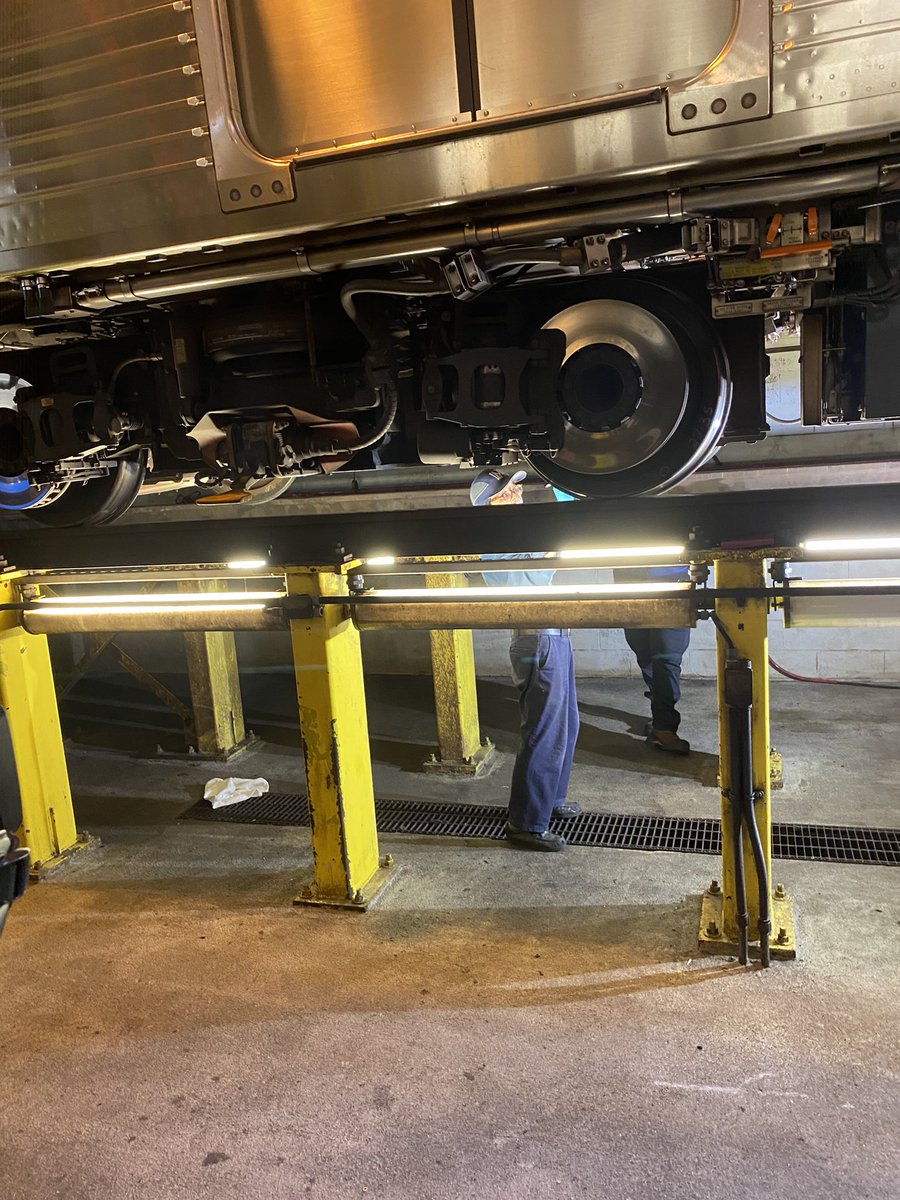 justingeorge's tweet photo. We were just given a demo of how Metro measures wheelsets on the 7000 Series railcars, which remain suspended after a defect that can cause derailments was discovered in some of the cars. #wmata couldn’t talk about the @NTSB investigation but a lot of good context. Story coming. https://t.co/0tscBPdWlm