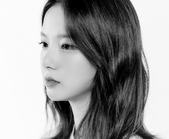 yubingfeed's tweet photo. the category is side profile and they’re winning https://t.co/Zftv0FxbnZ