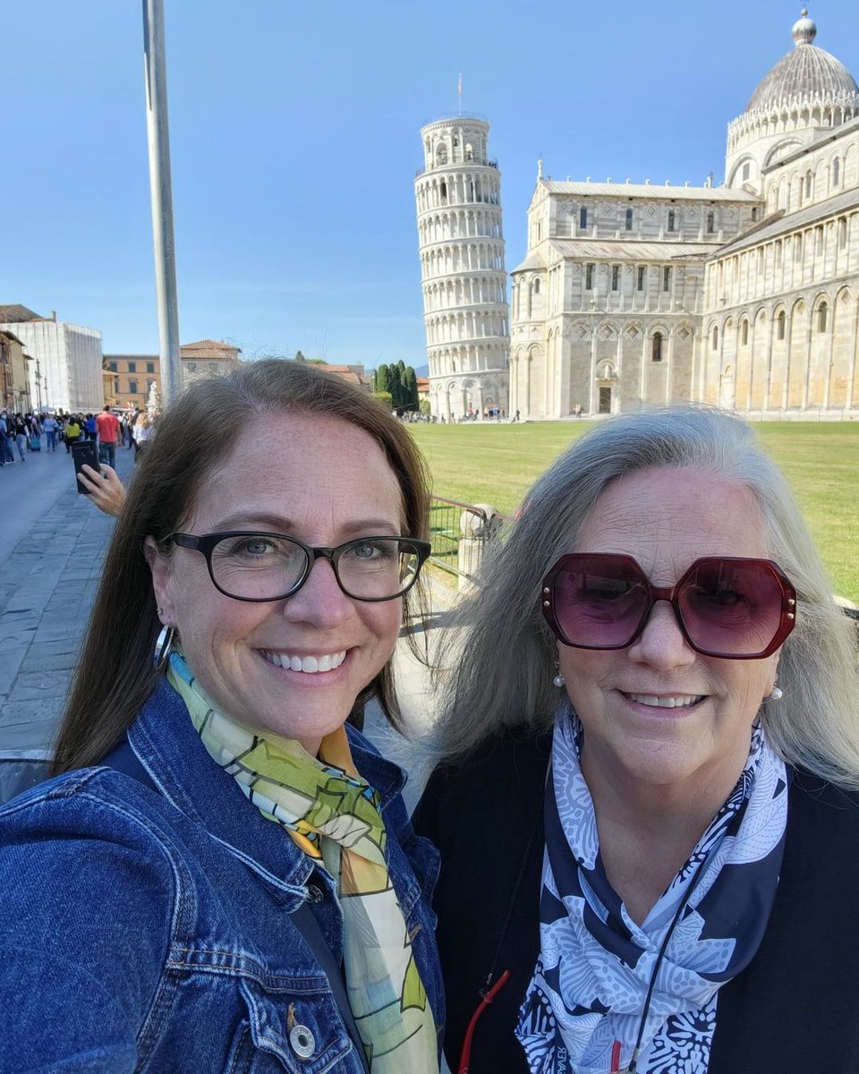 CostSaverTours's tweet photo. 🌎 WHO is your TRAVEL BUDDY? 🌎  

Your best friend? 👯 Your mum? 🤗  Your partner? 💙 Someone you met on a Costsaver tour 10 years ago? 🤩 

Where do you want to go in 2022? ✨ 🚌  

To Italy like @lilyskybird did with her mum? 👉 https://t.co/4m4gJ2R8dR https://t.co/5RTPxFcUdI