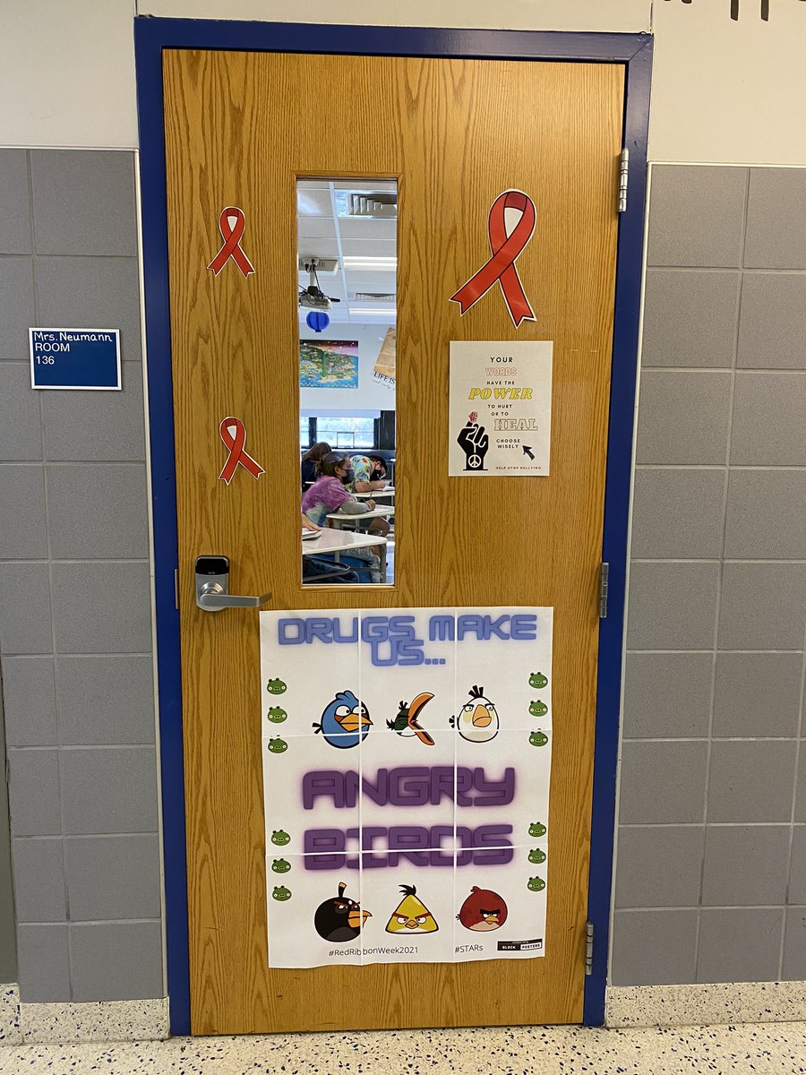 _FalconSTARs's tweet photo. STARs have been enjoying decorating classroom doors for Red Ribbon Week! #YourSalisbury #SayNOtoDrugs https://t.co/q43vww41mV